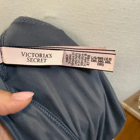 Victoria’s Secret Blue-Gray Plunge Bralette Size Large B85 Pullover Wireless - Picture 5 of 11